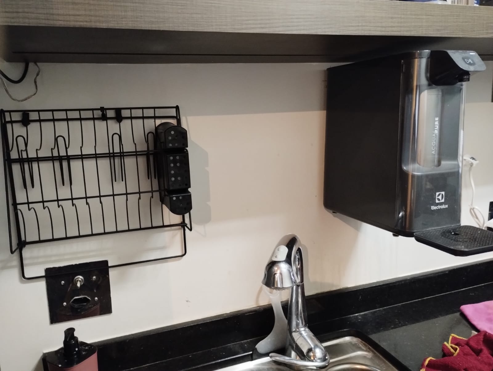 Instalação de dispenser